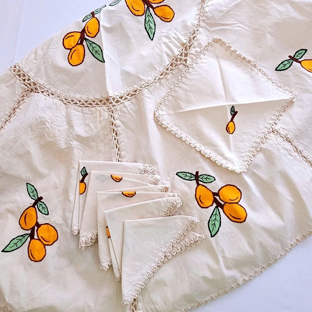 Vintage Embroidered Fruit Round Tablecloth and 6 Napkins Set Crochet Lace Trim